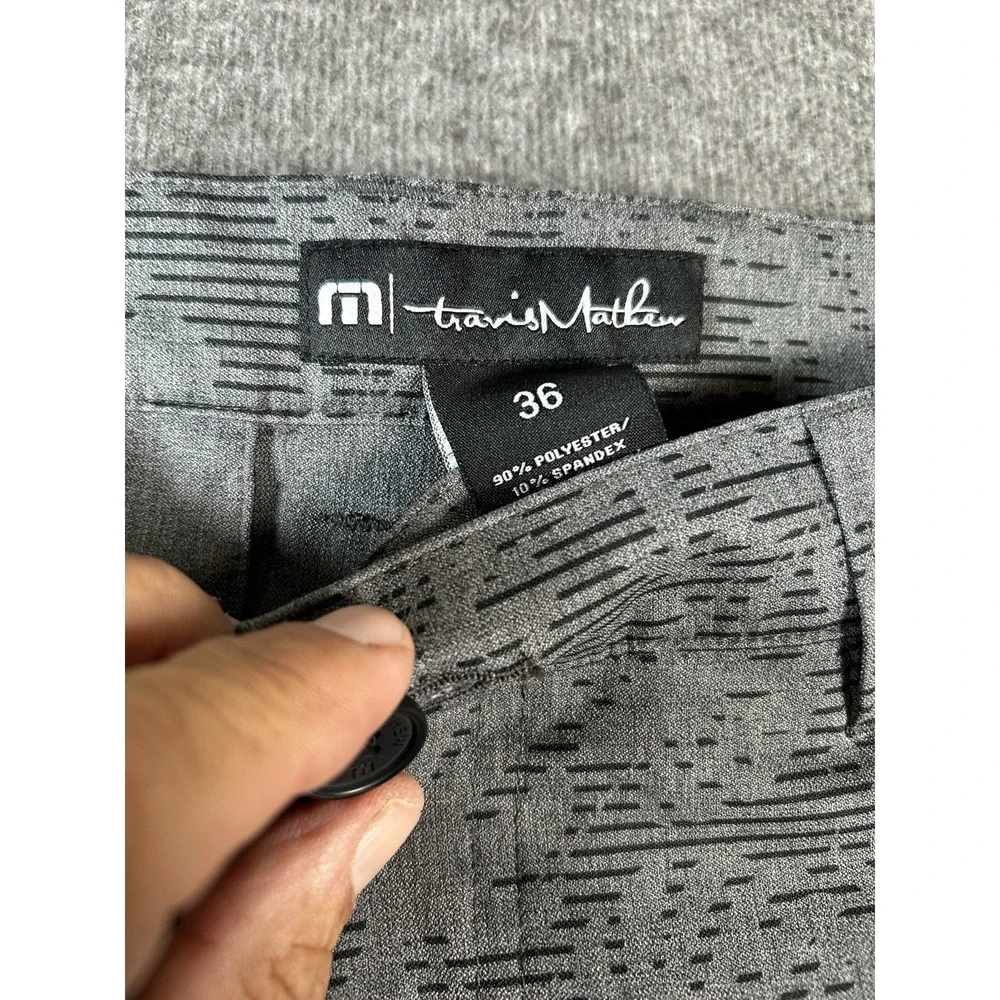Travis Mathew Mens Black Gray Shorts Leaves Golf Casual Size 36 Stretch
